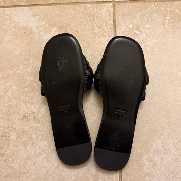 Miu Miu Flat Nappa Leather Sandals - Picture 5 of 7